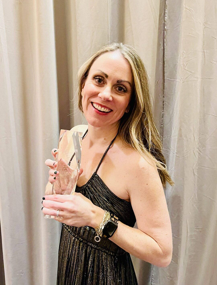 Sarah Brown wins the DNA award | PrideStaff Dallas