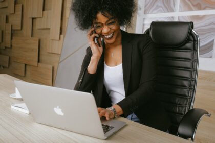Tips to Improve Phone Etiquette When Speaking With Customers