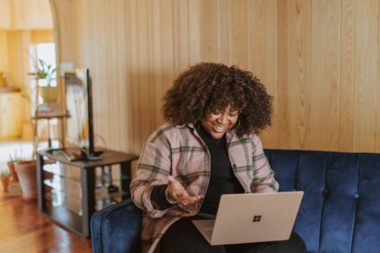 Sending a Resume to a Recruiter to Keep on File