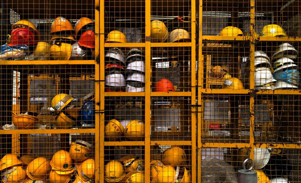 Learn what to look for in a safe manufacturing job and how PrideStaff Modesto helps candidates find better opportunities.